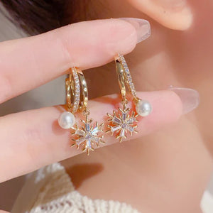 Snowflake Pearl Earrings